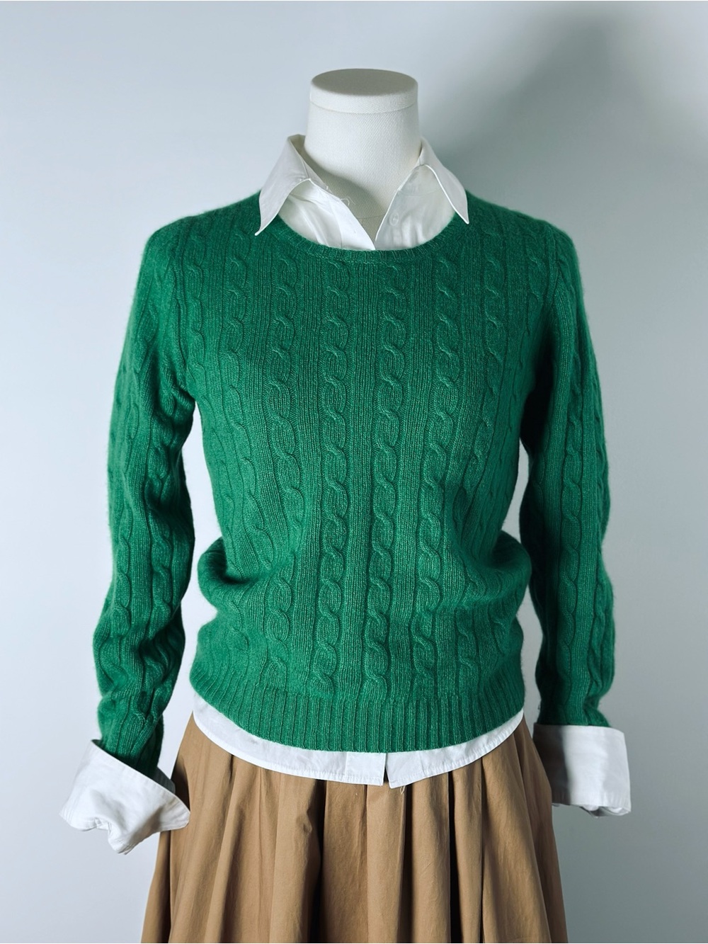 J.Crew Good Condition Wool Emerald Green Cable Knit Sweater Women’s XS Slim fit